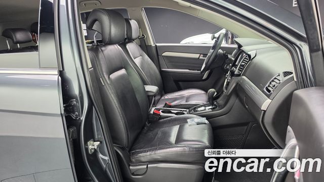 Chevrolet Captiva 2WD LTZ 2016 — фото 26