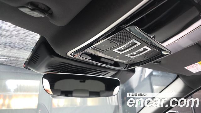 Land Rover Range Rover Velar 2.0 P250 Dynamic SE 2026 — фото 17