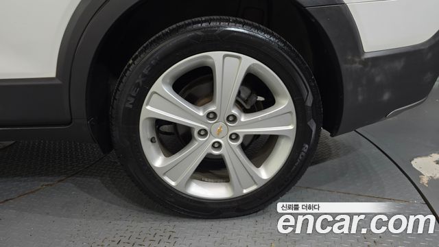 Chevrolet Captiva 2WD LT Premium 2013 — фото 21
