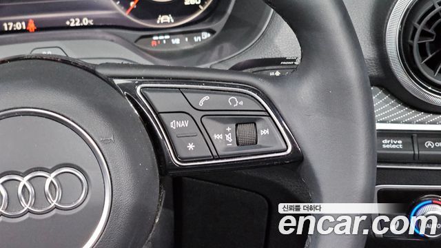 Audi Q2 35 TDI Premium 2023 — фото 17