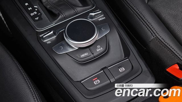 Audi Q2 35 TDI Premium 2023 — фото 19