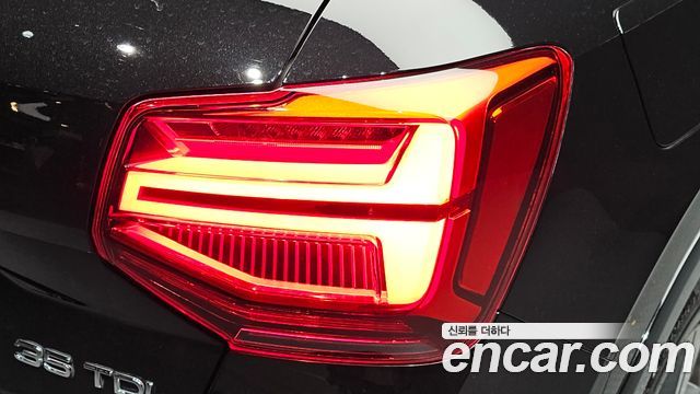 Audi Q2 35 TDI Premium 2023 — фото 23