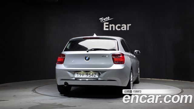BMW 1 Series (F20) 118d Sport 5Door 2015 — фото 4