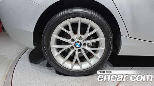 BMW 1 Series (F20) 118d Sport 5Door 2015 — фото 5