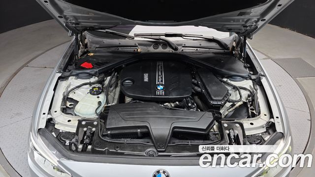 BMW 1 Series (F20) 118d Sport 5Door 2015 — фото 6