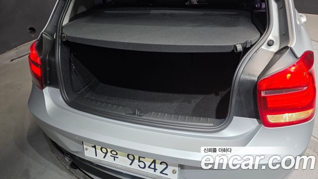 BMW 1 Series (F20) 118d Sport 5Door 2015 — фото 20