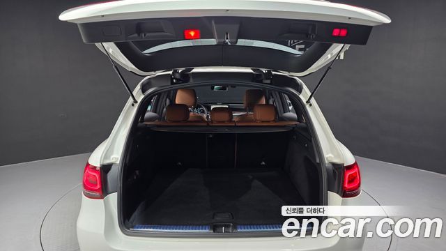 Mercedes-Benz GLC-Class (X253) GLC300 4MATIC 2022 — фото 20