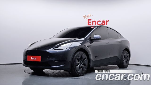 Tesla Model Y RWD
