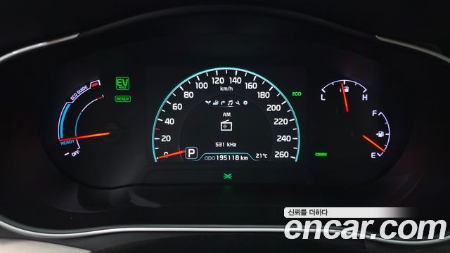Kia K7 Hybrid 700h Prestige 2016 — фото 8