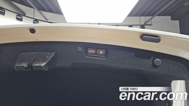 Kia K7 2.4 GDI Limited 2017 — фото 35