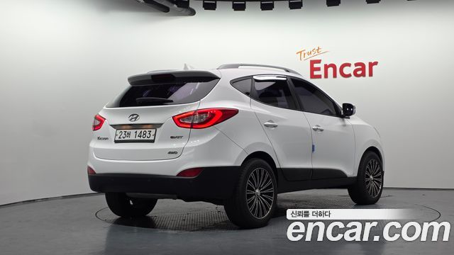 Hyundai Tucson ix Diesel(e-VGT) 4WD Modern 2014 — фото 2
