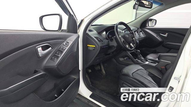 Hyundai Tucson ix Diesel(e-VGT) 4WD Modern 2014 — фото 10