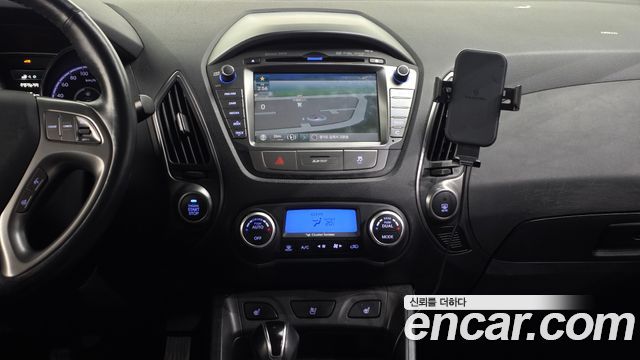 Hyundai Tucson ix Diesel(e-VGT) 4WD Modern 2014 — фото 13