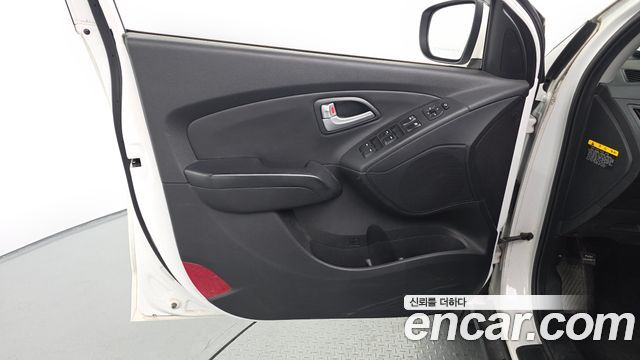 Hyundai Tucson ix Diesel(e-VGT) 4WD Modern 2014 — фото 24