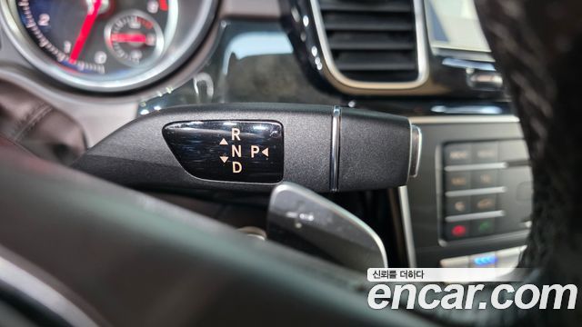 Mercedes-Benz GLS-Class (X166) GLS500 4MATIC 2017 — фото 9