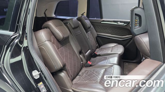 Mercedes-Benz GLS-Class (X166) GLS500 4MATIC 2017 — фото 11