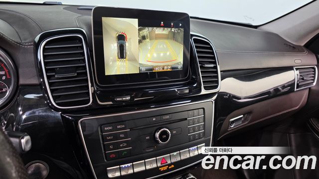 Mercedes-Benz GLS-Class (X166) GLS500 4MATIC 2017 — фото 17
