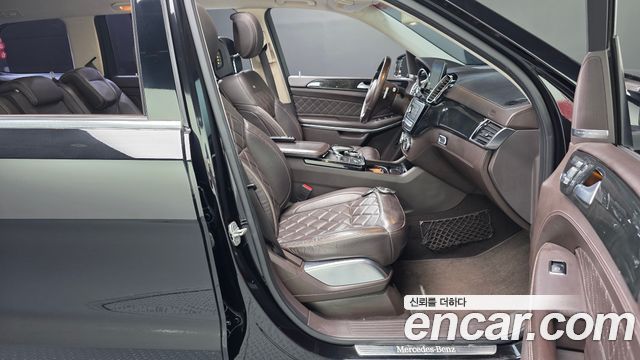 Mercedes-Benz GLS-Class (X166) GLS500 4MATIC 2017 — фото 26