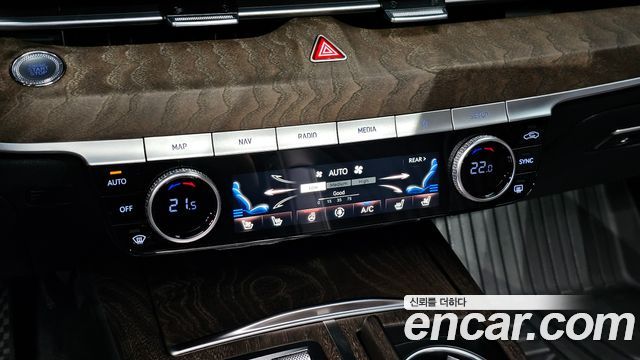 Genesis G80 (RG3) Gasoline 2.5 Turbo AWD 2024 — фото 35