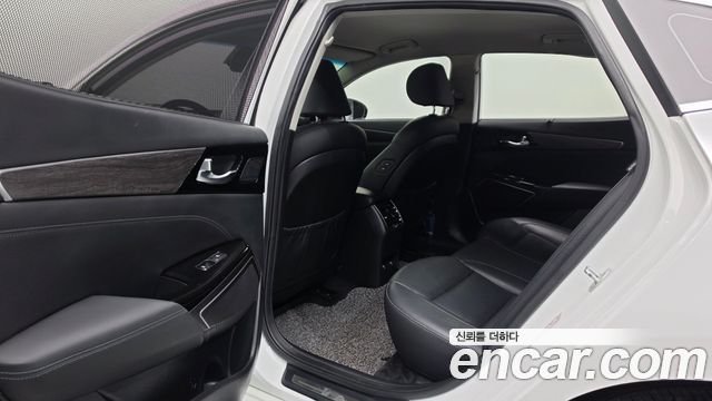 Kia K7 Premier 3.0 LPI Noblesse 2020 — фото 29