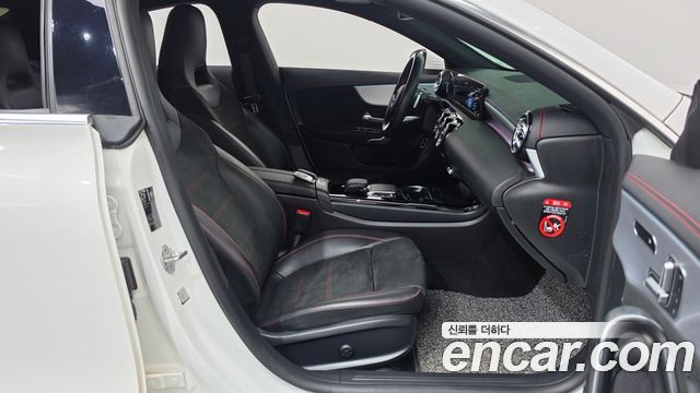 Mercedes-Benz CLA-Class (C118) CLA250 4MATIC 2021 — фото 11