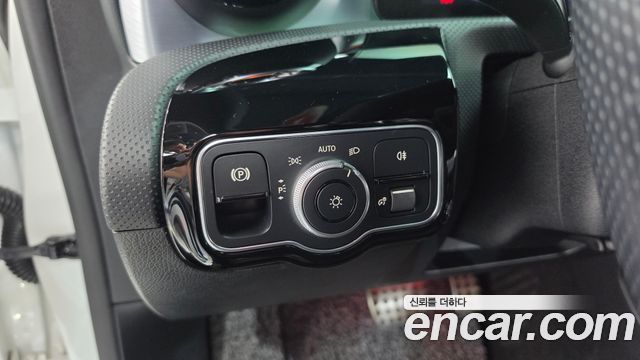 Mercedes-Benz CLA-Class (C118) CLA250 4MATIC 2021 — фото 18