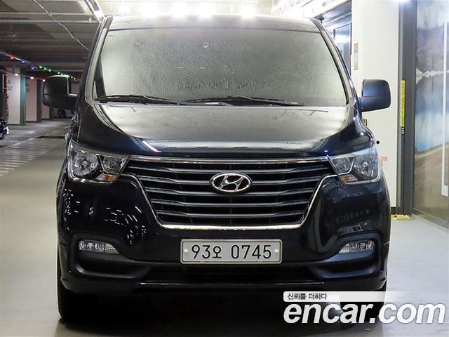 Hyundai Grand Starex Van 5-Seater Modern 2019 — фото 2