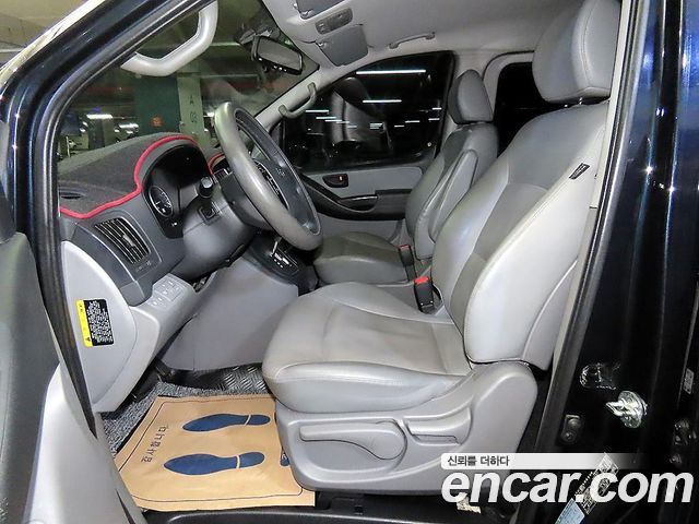 Hyundai Grand Starex Van 5-Seater Modern 2019 — фото 6