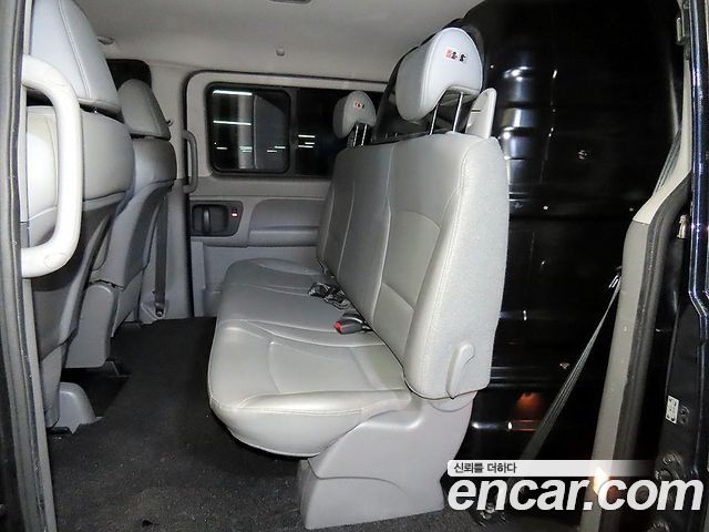 Hyundai Grand Starex Van 5-Seater Modern 2019 — фото 7