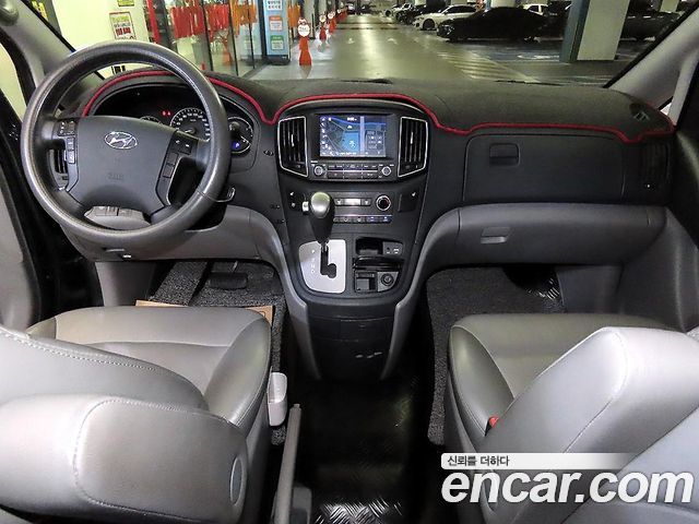 Hyundai Grand Starex Van 5-Seater Modern 2019 — фото 10