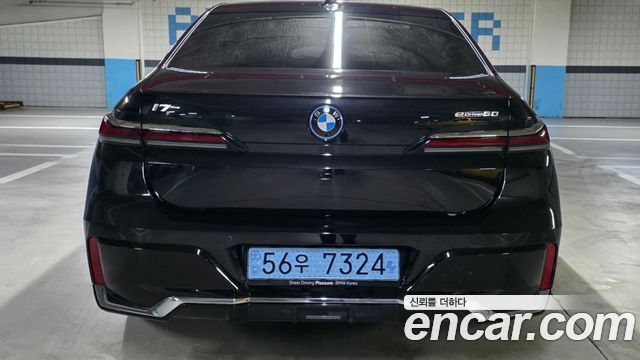 BMW i7 (G70) eDrive 50 M Sport 2026 — фото 4