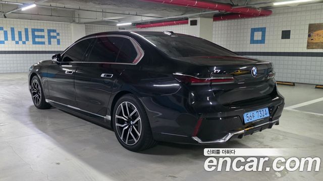 BMW i7 (G70) eDrive 50 M Sport 2026 — фото 6