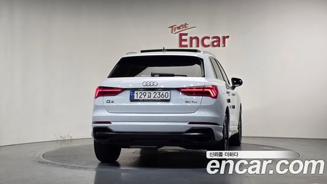 Audi Q3 (F3) 35 TDI Premium 2022 — фото 4