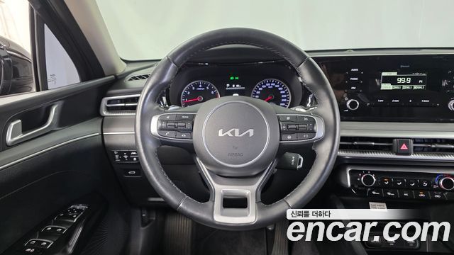 Kia K5 (III) 2.0 Trendy 2023 — фото 12