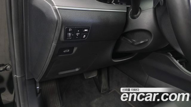 Kia K5 (III) 2.0 Trendy 2023 — фото 17