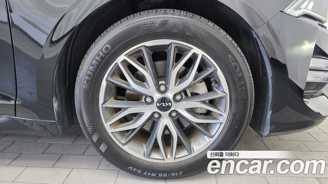 Kia K5 (III) 2.0 Trendy 2023 — фото 21