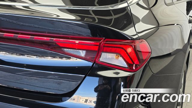 Kia K5 (III) 2.0 Trendy 2023 — фото 23