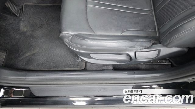 Kia K5 (III) 2.0 Trendy 2023 — фото 29