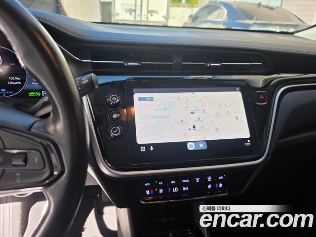 Chevrolet Bolt EUV Premier 2022 — фото 10