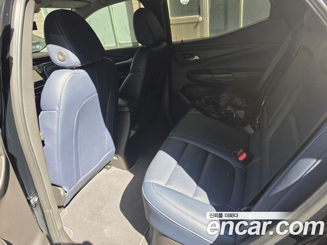 Chevrolet Bolt EUV Premier 2022 — фото 18