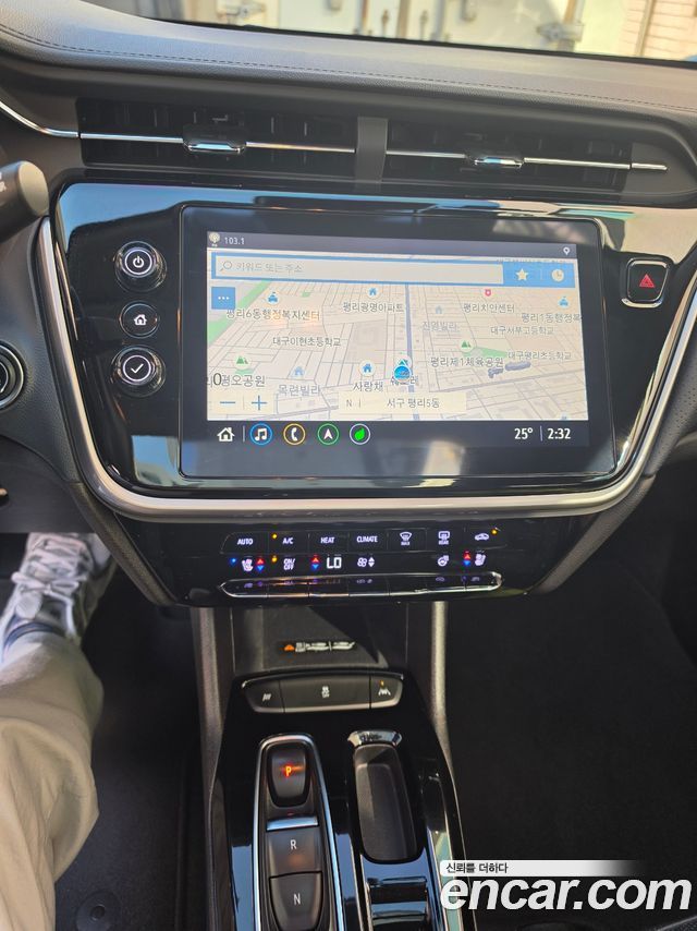 Chevrolet Bolt EUV Premier 2022 — фото 24