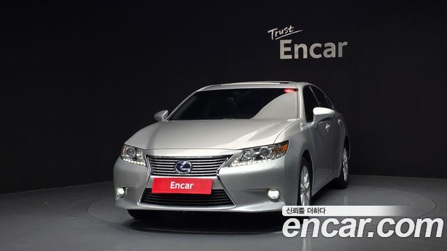 Lexus ES300h Executive XV60 2014 — фото 3