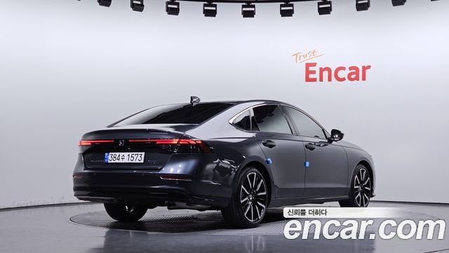 Honda Accord (XI) 2.0 Hybrid Touring 2024 — фото 2