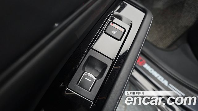 Honda Accord (XI) 2.0 Hybrid Touring 2024 — фото 24