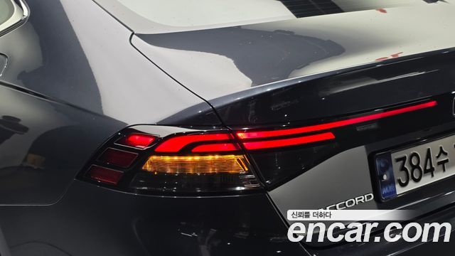 Honda Accord (XI) 2.0 Hybrid Touring 2024 — фото 29