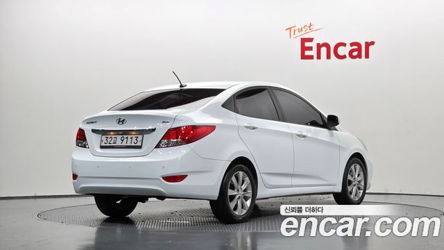Hyundai Accent (New) 1.6 GDI Top 2012 — фото 2