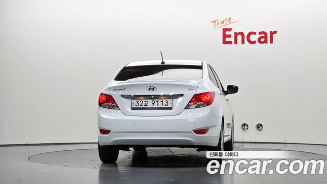 Hyundai Accent (New) 1.6 GDI Top 2012 — фото 4