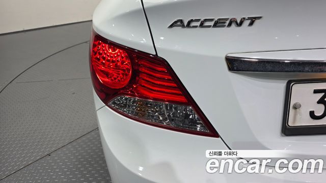 Hyundai Accent (New) 1.6 GDI Top 2012 — фото 23