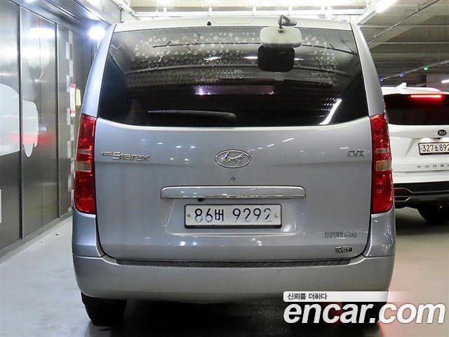 Hyundai Grand Starex 5-Seater VAN CVX Luxury 2012 — фото 4