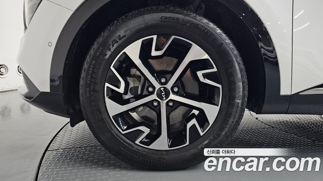 Kia Sportage Hybrid (V) Signature 2WD 2022 — фото 5